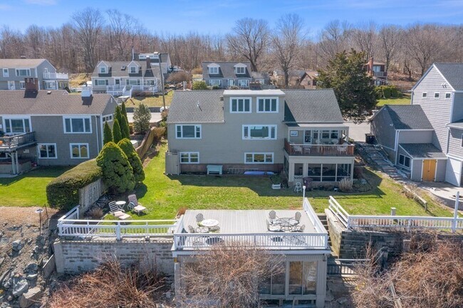 back of home - 85 Regatta Rd