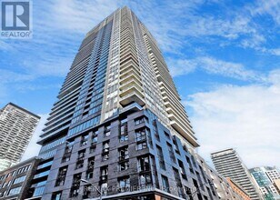 Building Photo - 115 Blue Jays Way