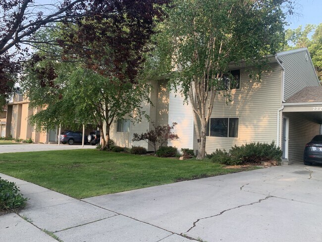 Building Photo - 7771 S 415 E