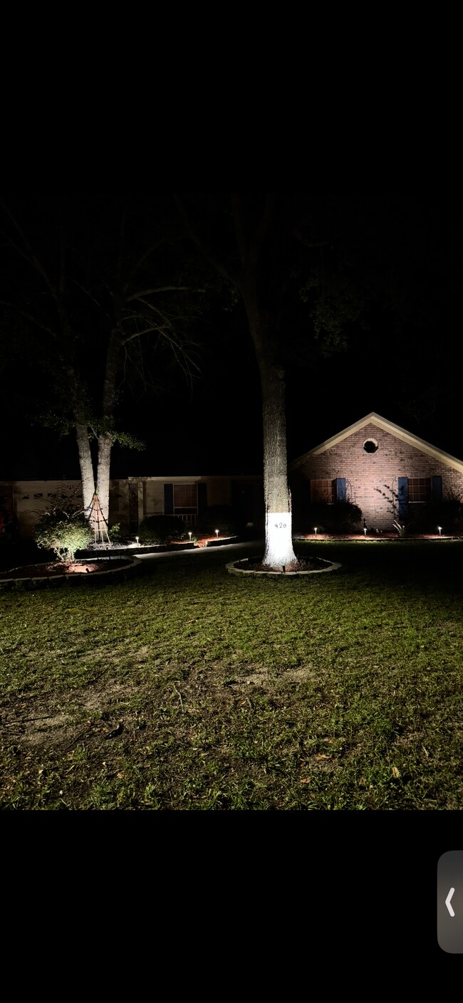 Casa nocturna - 426 Arlington Dr
