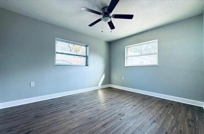 Foto del edificio - 1409 Franklin St