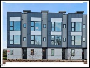 Building Photo - 712 E Edenton St