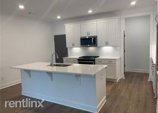 Foto principal - 33175 Fargo St
