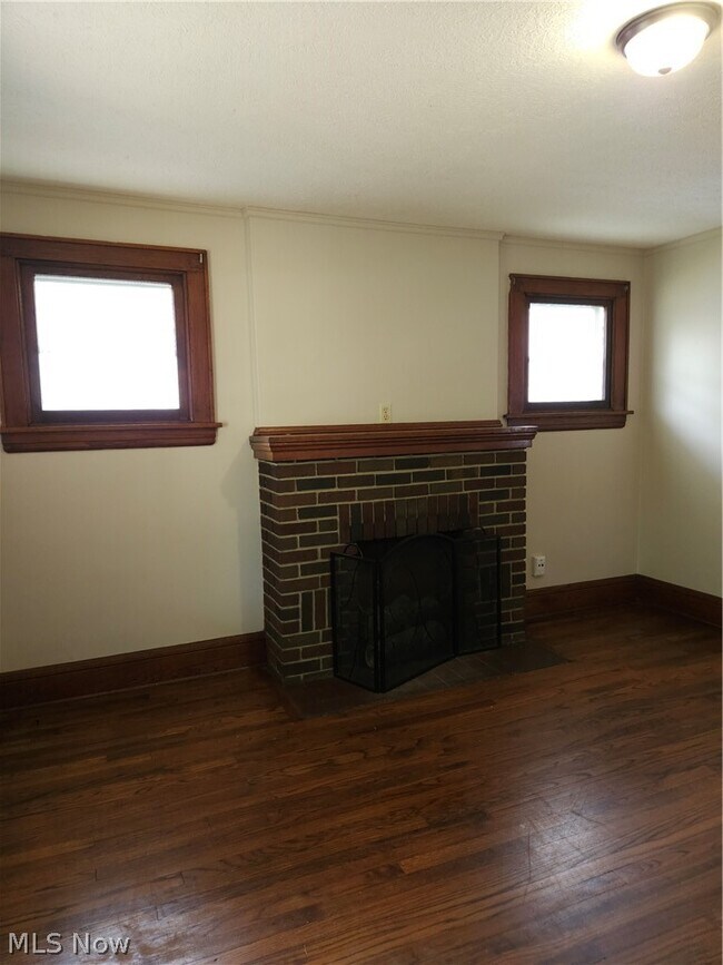 Foto del edificio - 578 Plum Ave