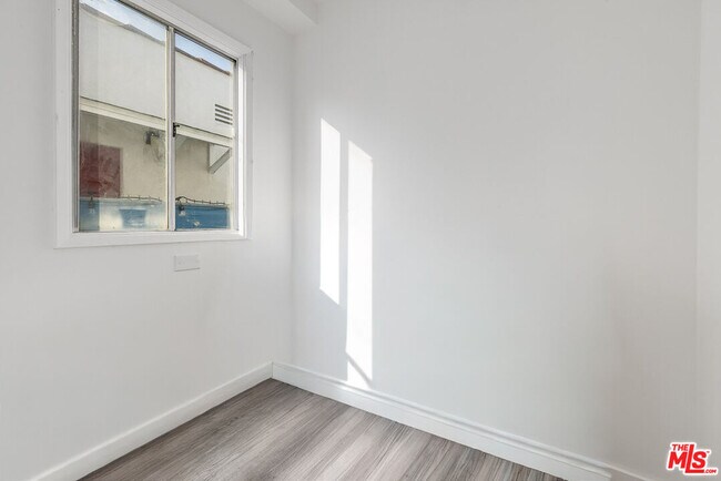 Foto del edificio - 1033 57th St