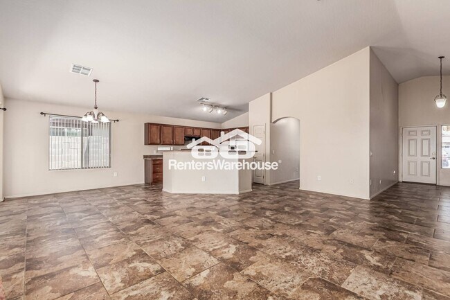 Foto del edificio - 11246 W Chase Dr