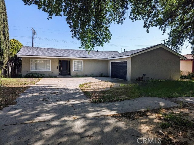Foto principal - 824 W Sheridan St