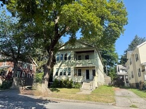 Building Photo - 9 Underwood St