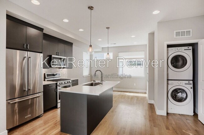 Building Photo - 3820 Zenobia St