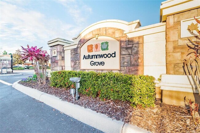 Foto del edificio - 4111 Winding Vine Dr