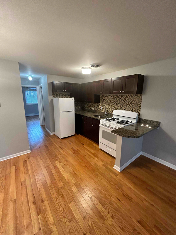 Foto del edificio - 8500 Waukegan Rd