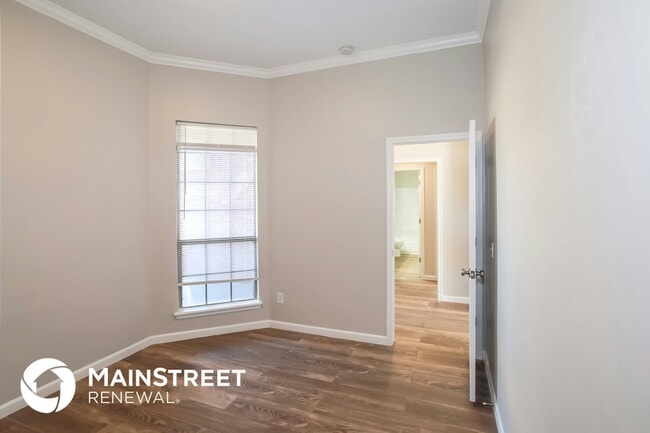 Building Photo - 17304 Hardwood Pl