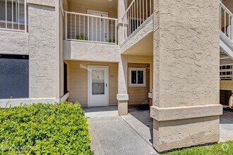 Building Photo - 5 Arbor Club Dr