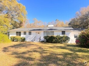 Building Photo - 205 Pitt Moore Rd