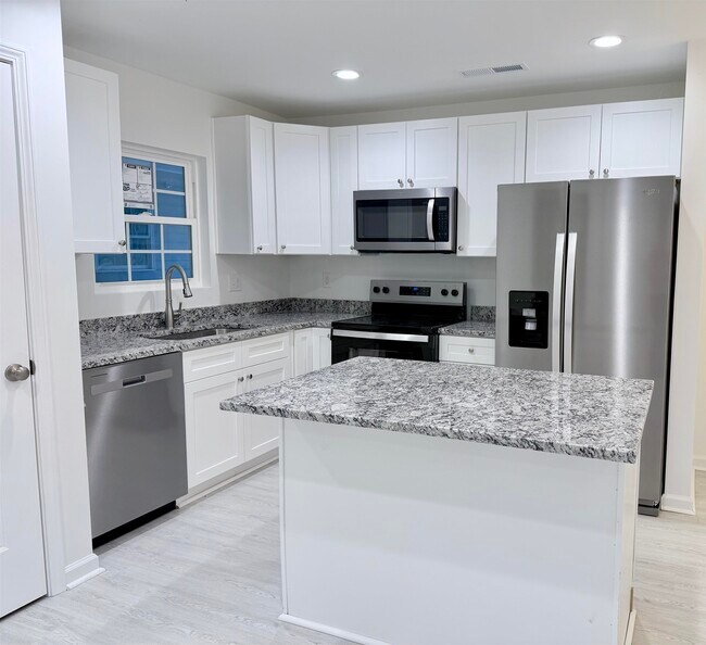 Foto del edificio - 179 Charter Dr