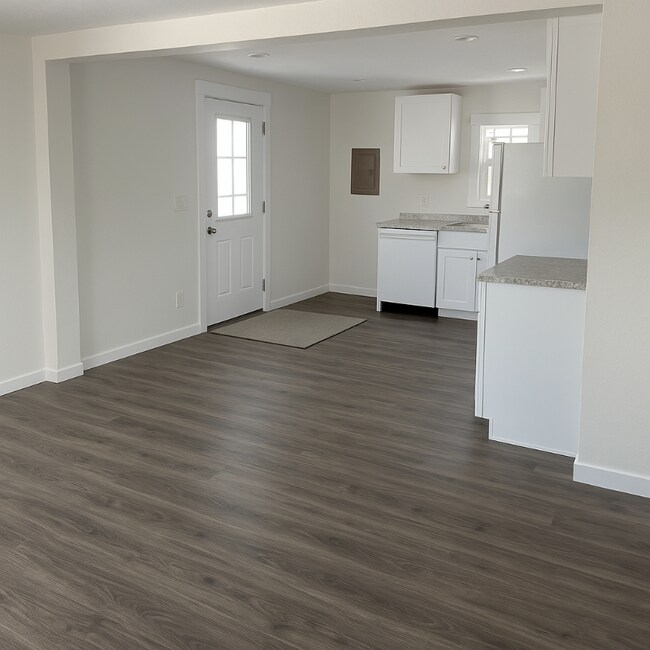 Foto del edificio - 2045 N Sanders St