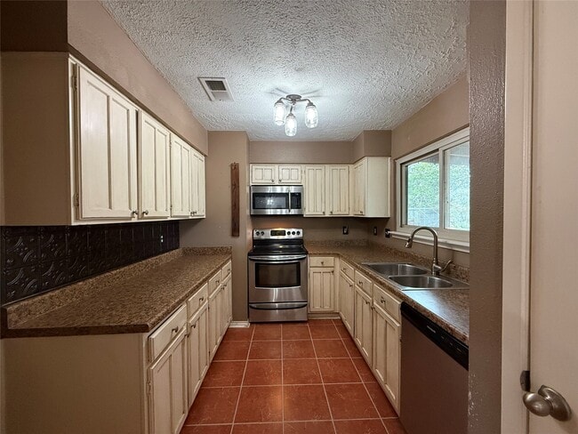 Foto del edificio - 4722 Enchanted Rock Ln