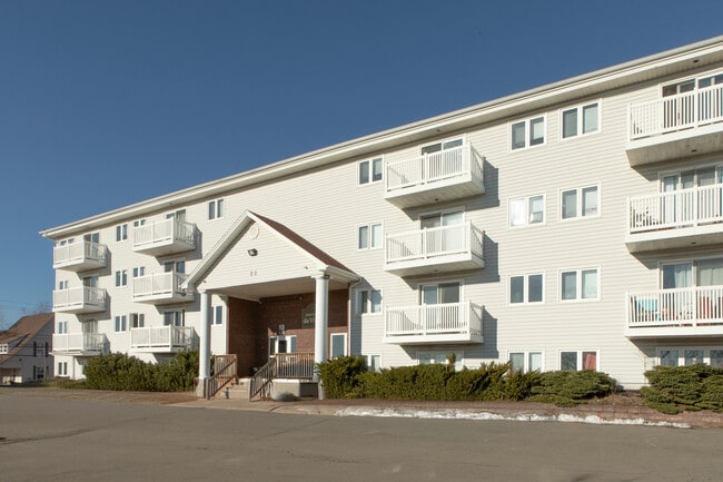 Building Photo - 25 Elmwood Drive