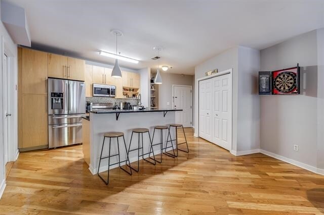 Foto del edificio - 83 Monroe St