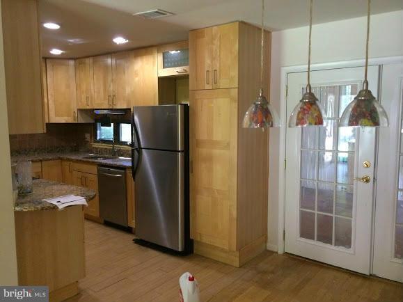 Foto del edificio - 11301 Gatesborough Ln