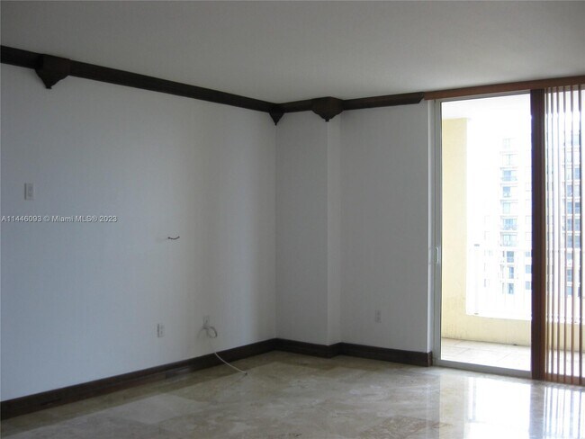 Foto del edificio - 117 NW 42nd Ave