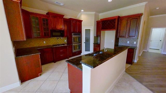 Foto del edificio - 4504 Woodcrest Ln
