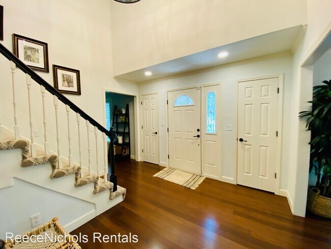 Building Photo - 5 br, 4.5 bath House - 12417 Sagamore Rd