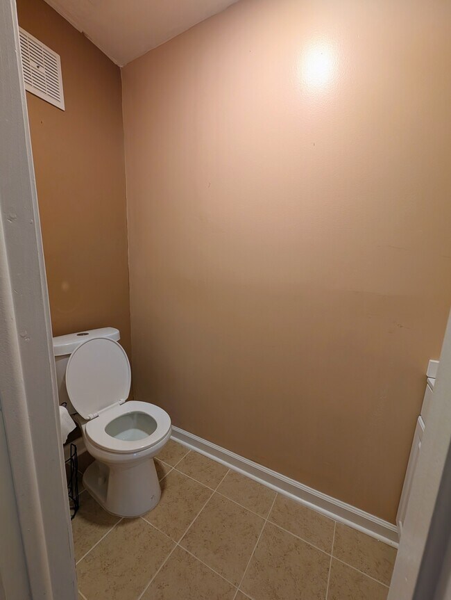 Foto del edificio - 1200 Bretta St