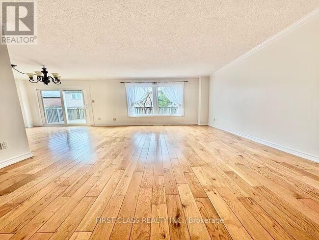 Building Photo - 4230 Perivale Rd
