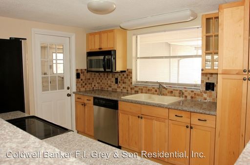 Building Photo - 10039 Salix Ln