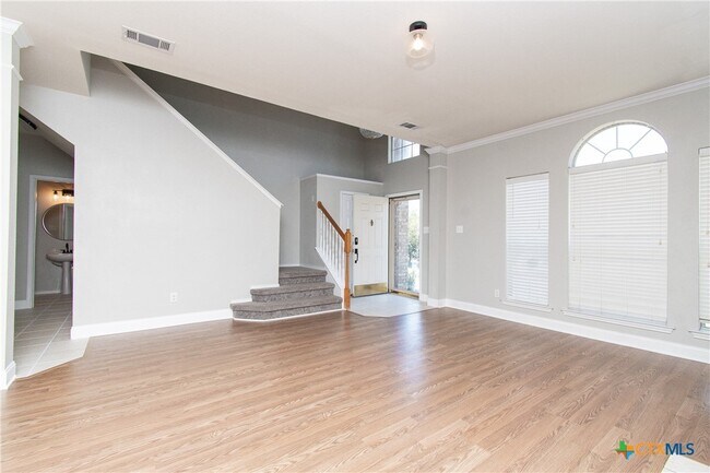 Foto del edificio - 110 Missouri Dr