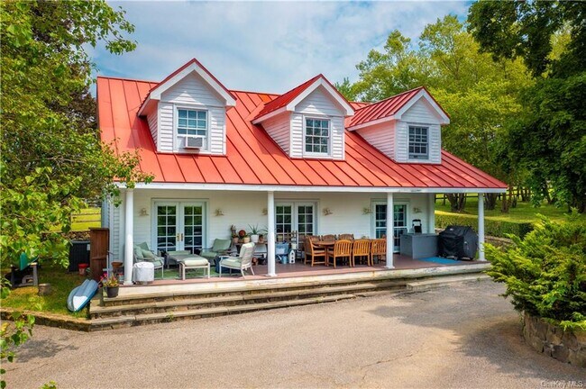 Building Photo - 17 Kirby Hill Rd