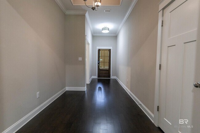 Foto del edificio - 412 Scarlett Ave