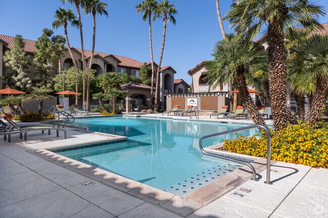 Piscina - Highlands at Spectrum