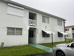 Building Photo - 1521 NW 43rd Ave