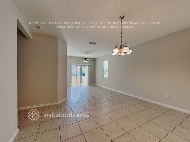 Foto del edificio - 5656 Timber Mdw Wy