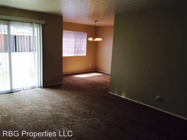 Building Photo - 4510 Logan Way