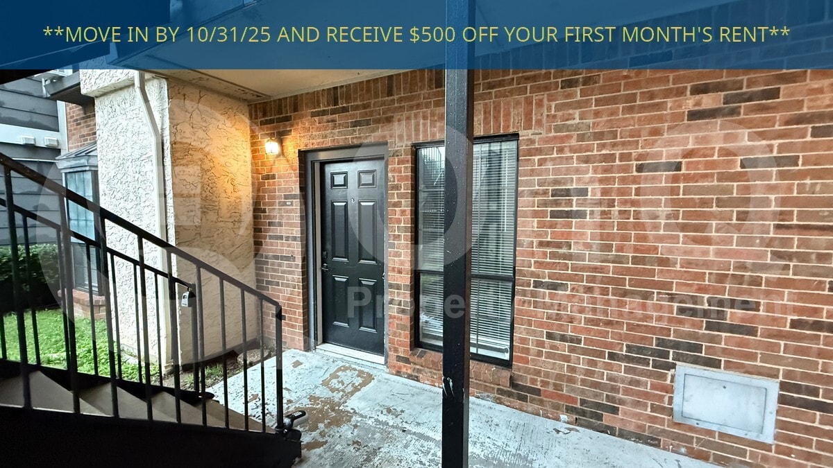 Photo - 7025 Hemlock Avenue