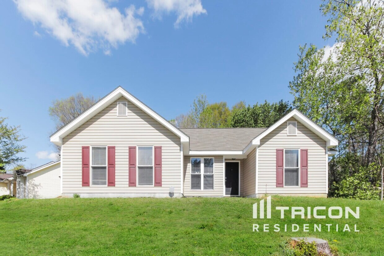 Primary Photo - 7100 Idlewild Brook Ln