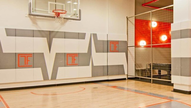 Building Photo - 60-45 Wall St