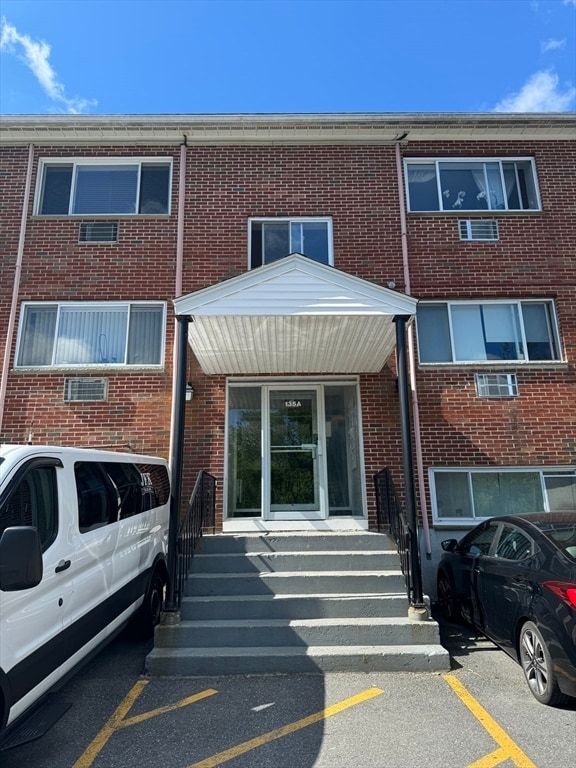 135 Winthrop St Unit 4A, Framingham, MA 01702 Condo for Rent in