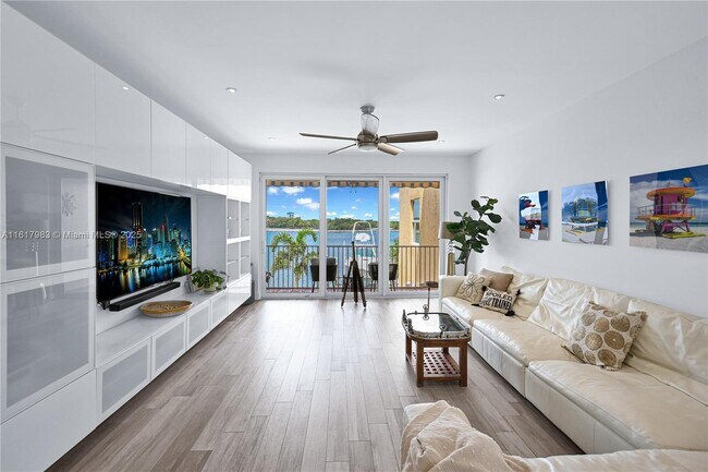 Foto del edificio - 4234 N Ocean Dr