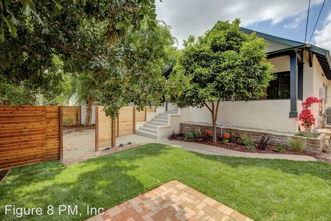 Foto del edificio - 1127 N Westmoreland Ave