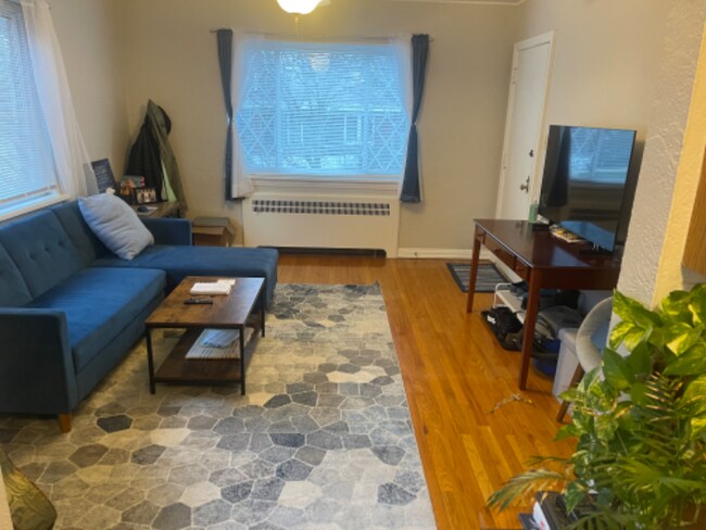 Foto del edificio - 3577 Saybrook Ave