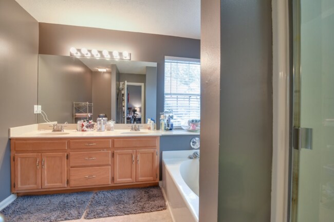 Foto del edificio - Beautiful 4BR Mt. Juliet Home in Top Schoo...