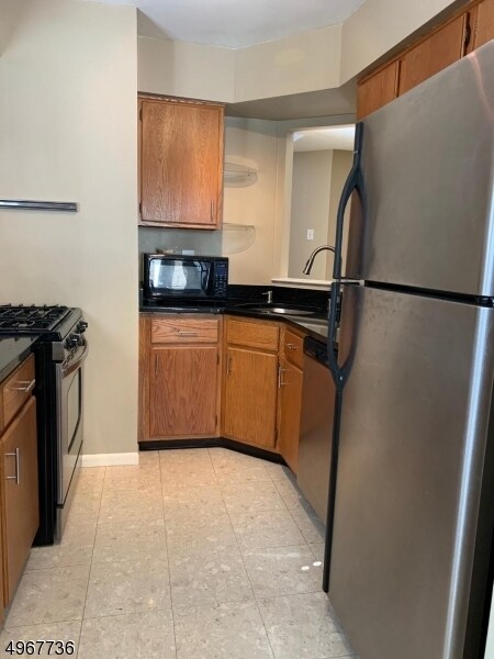 Foto del edificio - 1082 Schmidt Ln
