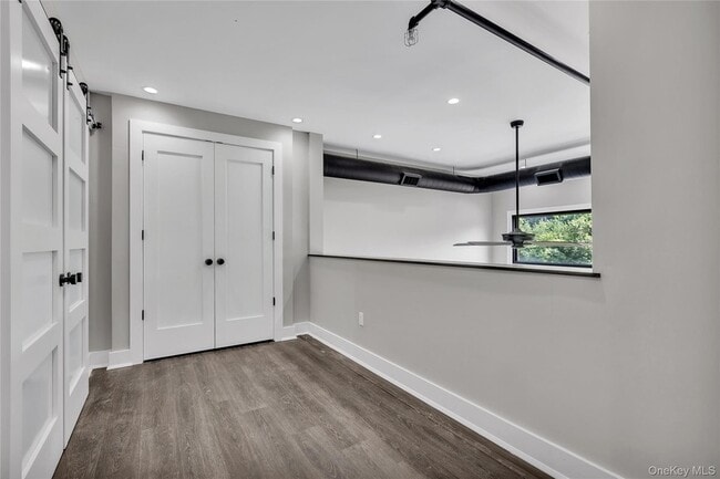 Photo - 172 E Prospect Ave Apartment