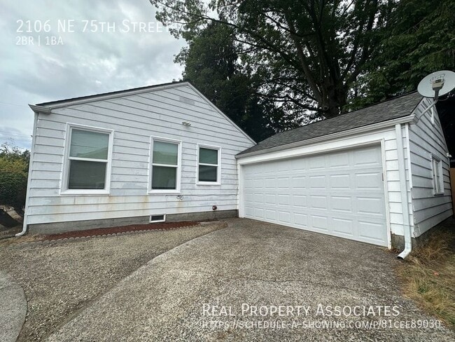 Building Photo - 2106 NE 75th St