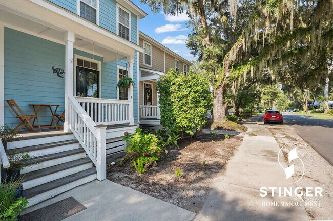 Building Photo - 1105 13th St