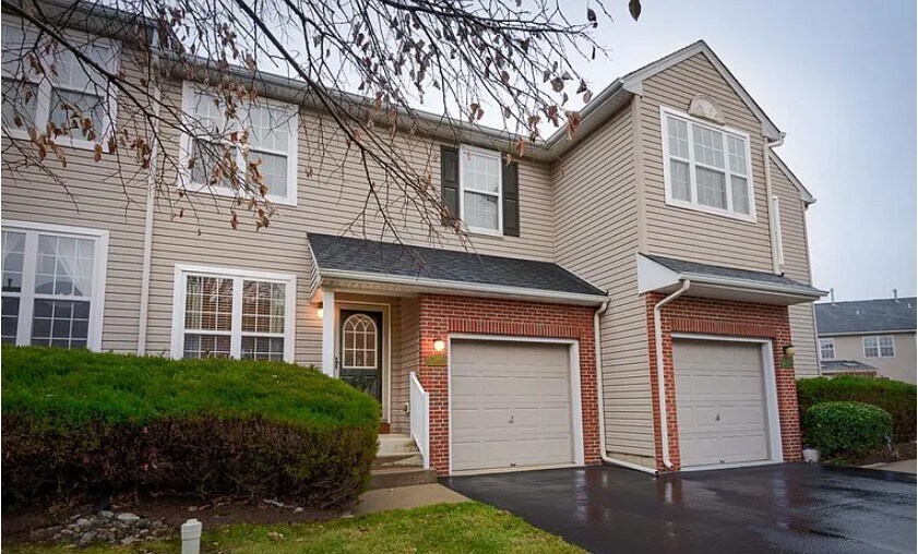 Foto principal - 537 Quincy St